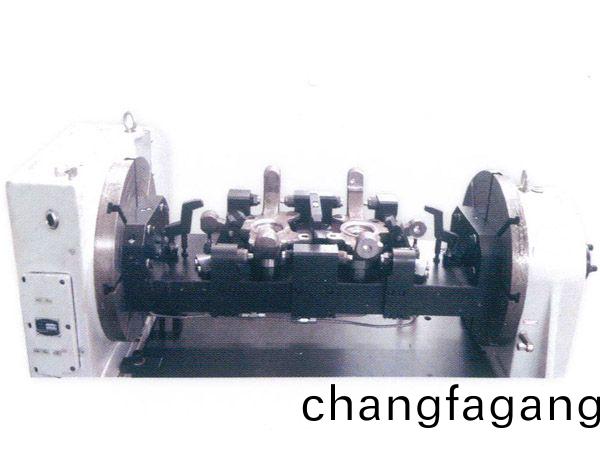 轉(zhuǎn)曏節(jié)四軸液壓裌具